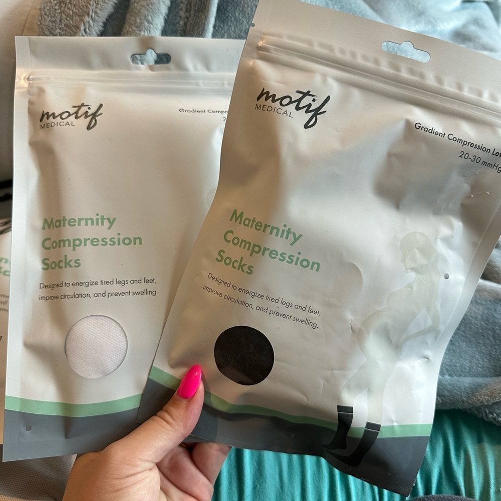 Motif maternity compression socks